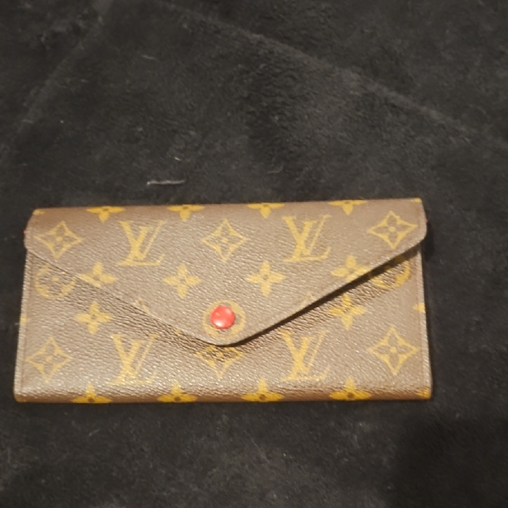 Louis Vuitton Tan and Gold Monogram Wallet
